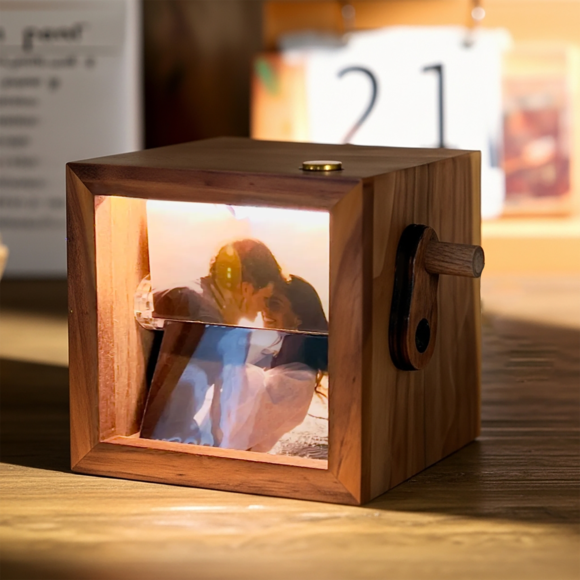 Custom Flipbook Frame Animation Machine Mechanical Hand-cranked Photo Album - 8 Photos