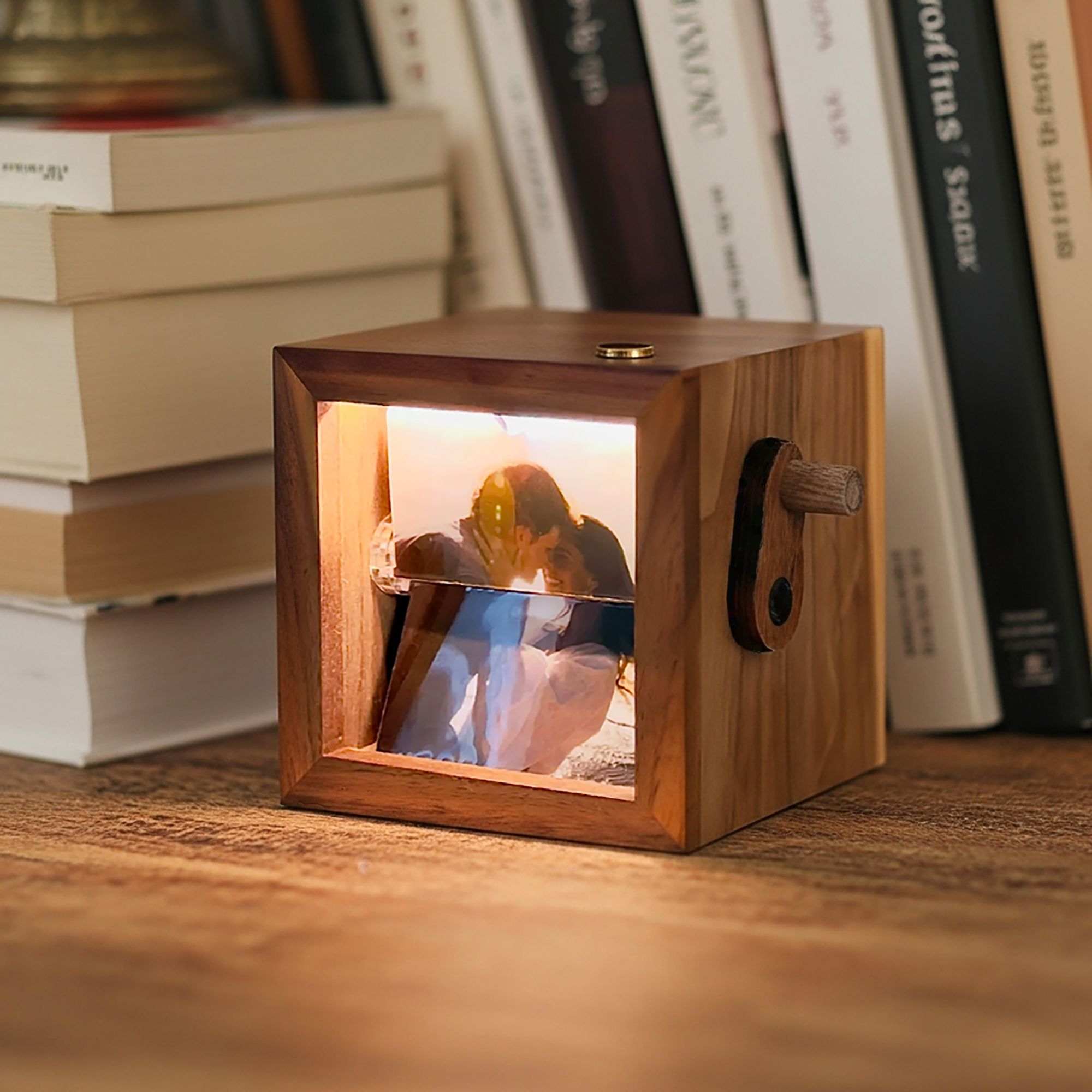 Custom Flipbook Frame Animation Machine Mechanical Hand-cranked Photo Album - 8 Photos